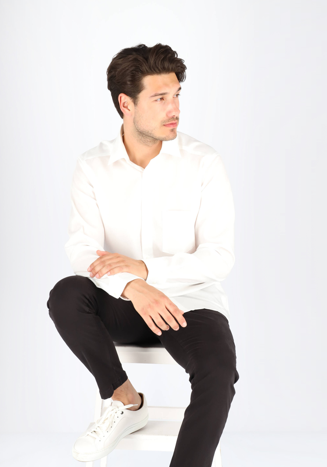 03-4032278385332-social-Shoot_Milan_894480_Marvelis-tm_juni_2028-basis-4700-64-20_HR MARVELIS modern fit overhemd, beige