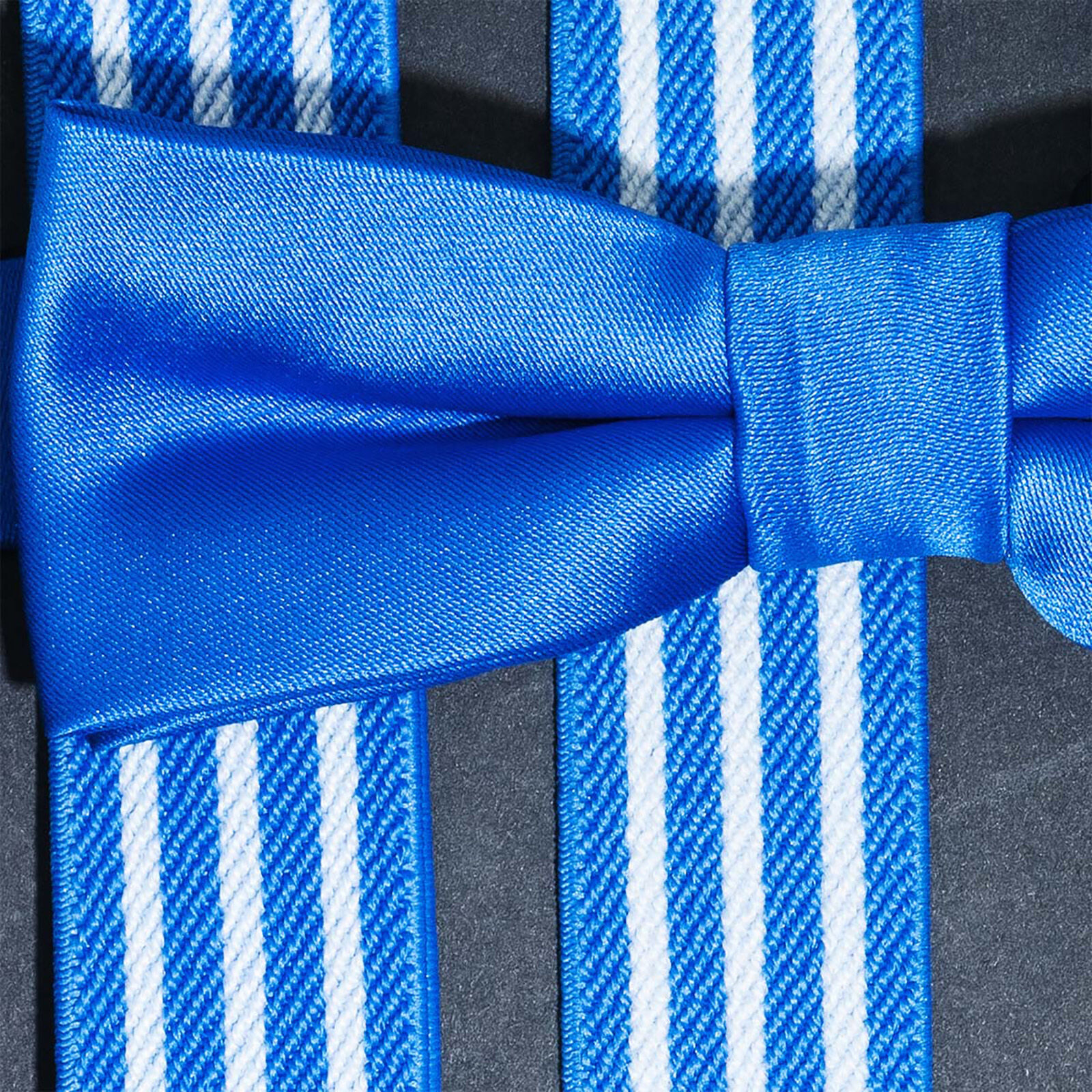 LINDENMANN heren bretels Y-vorm met strikje, blauw gestreept