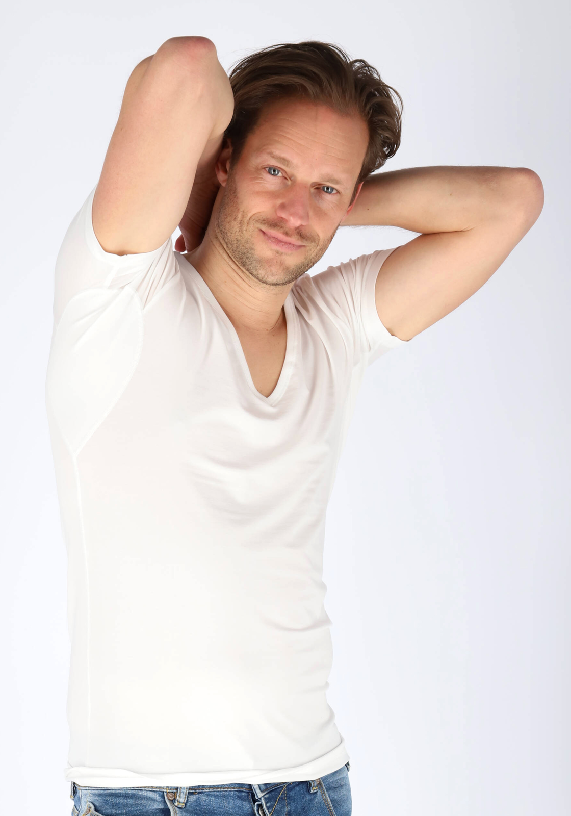 05-4004124270468-modellenfotos-mey-tm_feb_2028_HR Mey Dry Cotton functional T-shirt (1-pack), heren T-shirt slim fit diepe V-hals, wit
