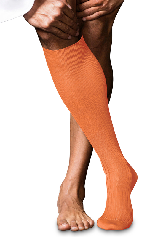 FALKE No. 10 Pure Fil d'Ecosse heren kniekousen, oranje (fire) FALKE No. 10 Pure Fil d'Ecosse heren kniekousen, oranje (fire)