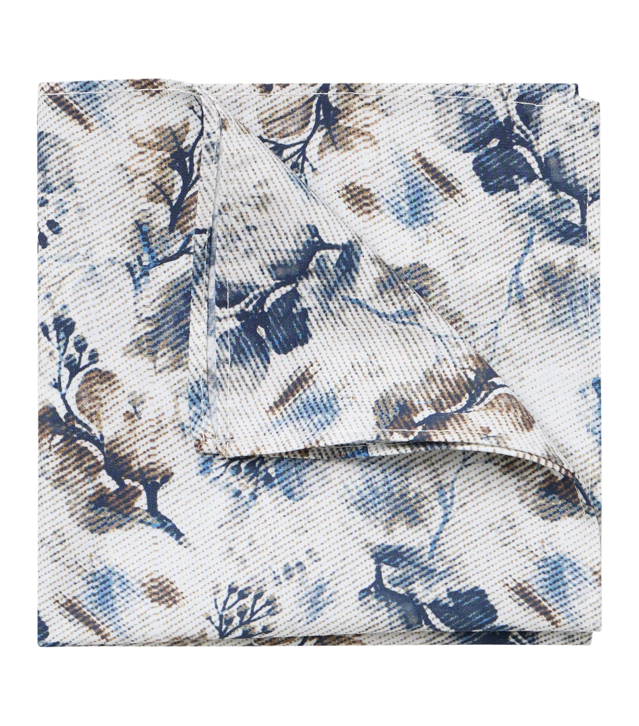 VENTI set met vlinderdas en pochet, rood met blauw en wit dessin