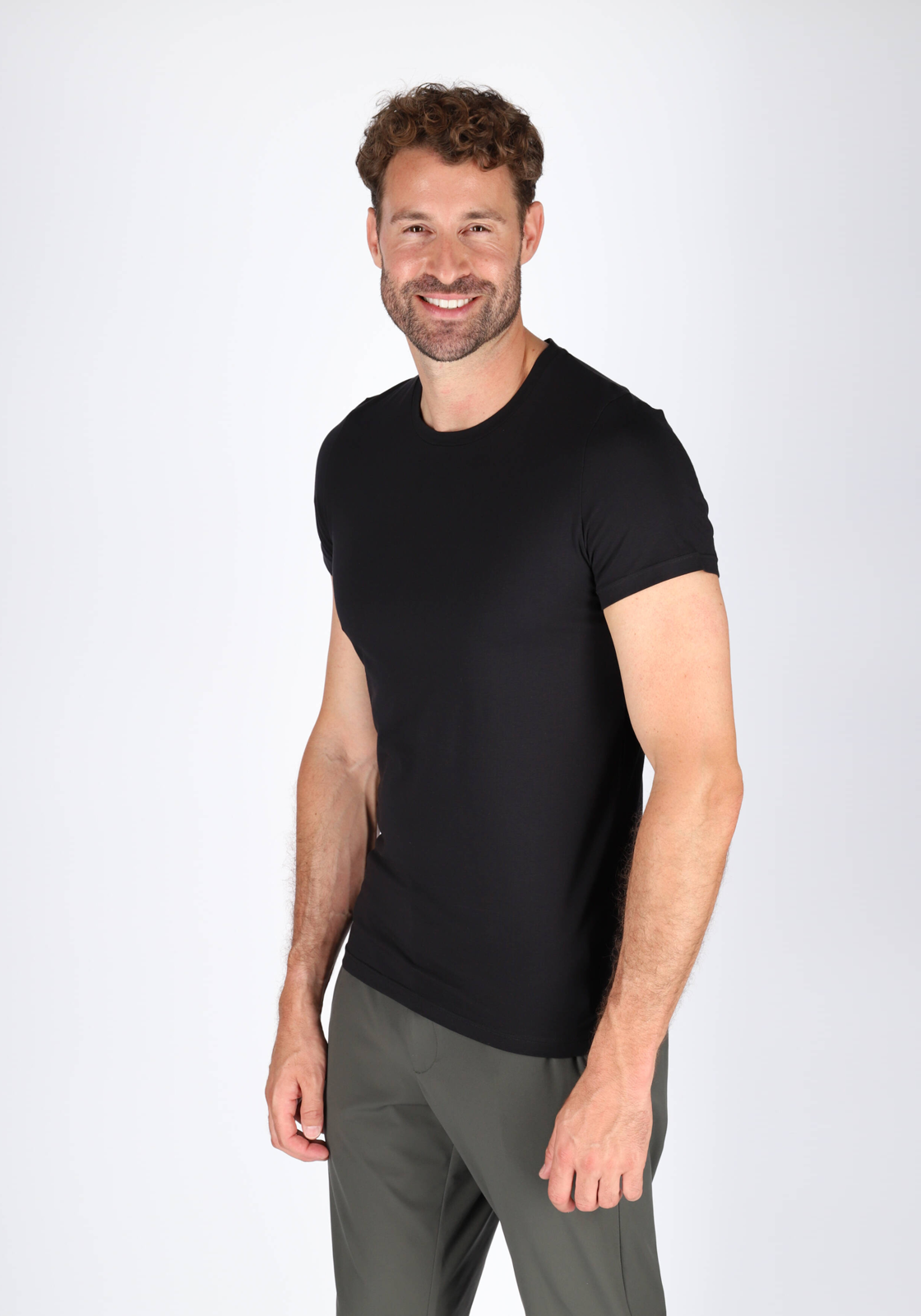 02-9009984160435-hemdvoorhem-Shoot_Auke_898091_HOM-tm_juni_2028-basis-401330-400004_HR HOM Supreme Cotton tee-shirt (1-pack), heren T-shirt O-hals, zwart