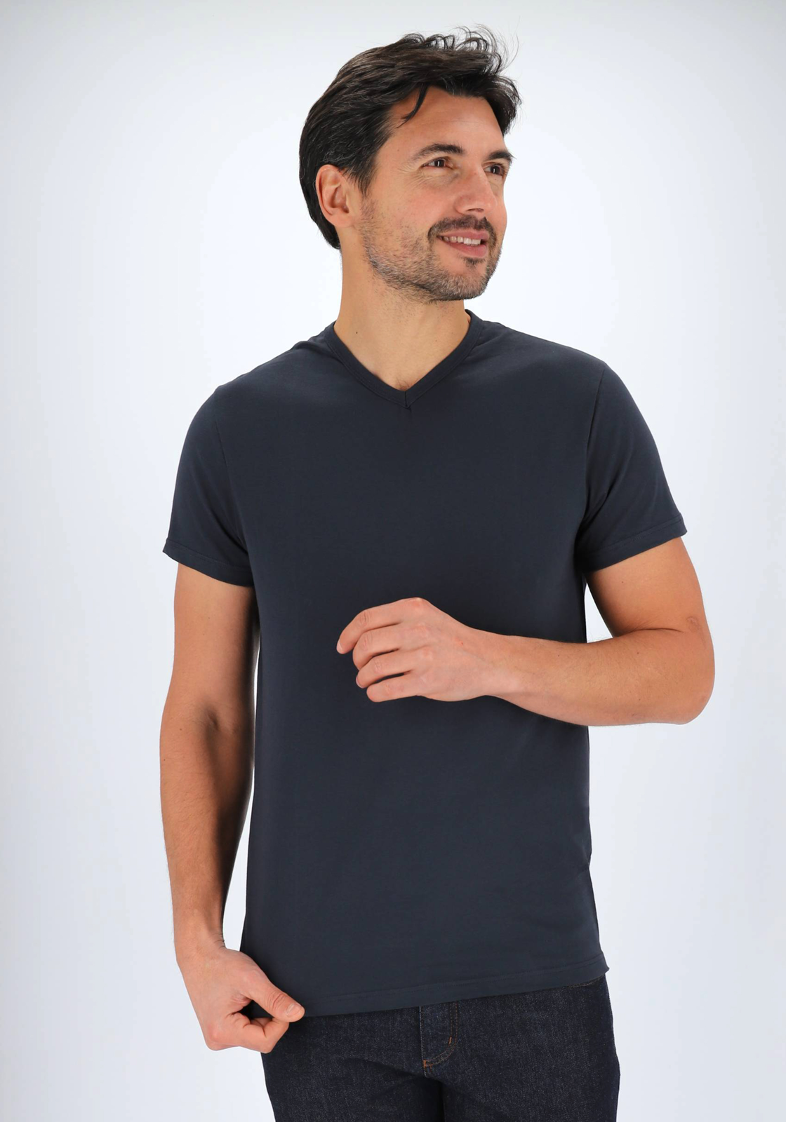 RJ Bodywear Everyday Gouda T-shirts (2-pack), heren T-shirts V-hals smal, donkerblauw RJ Bodywear Everyday Gouda T-shirts (2-pack), heren T-shirts V-hals smal, donkerblauw