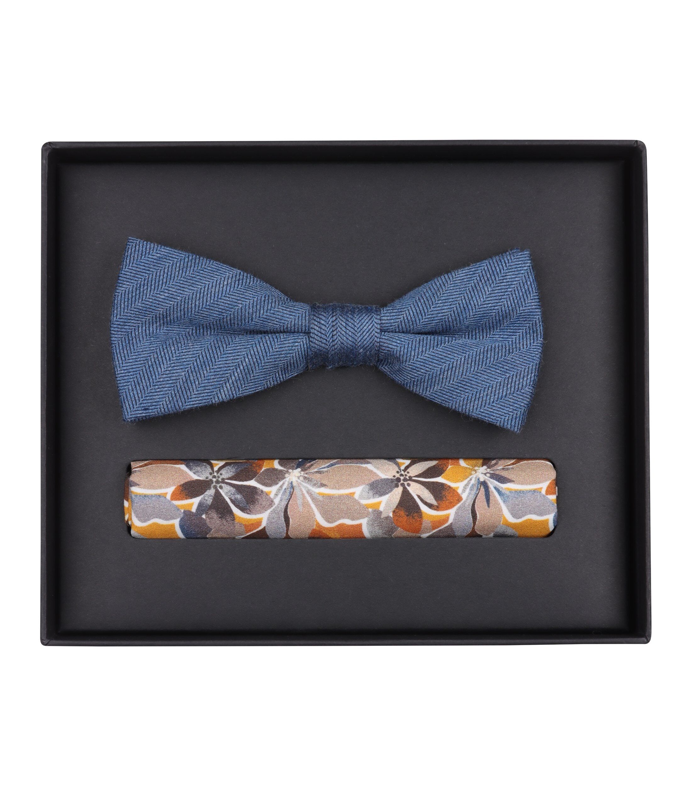 VENTI set met vlinderdas en pochet, blauw met wit dessin