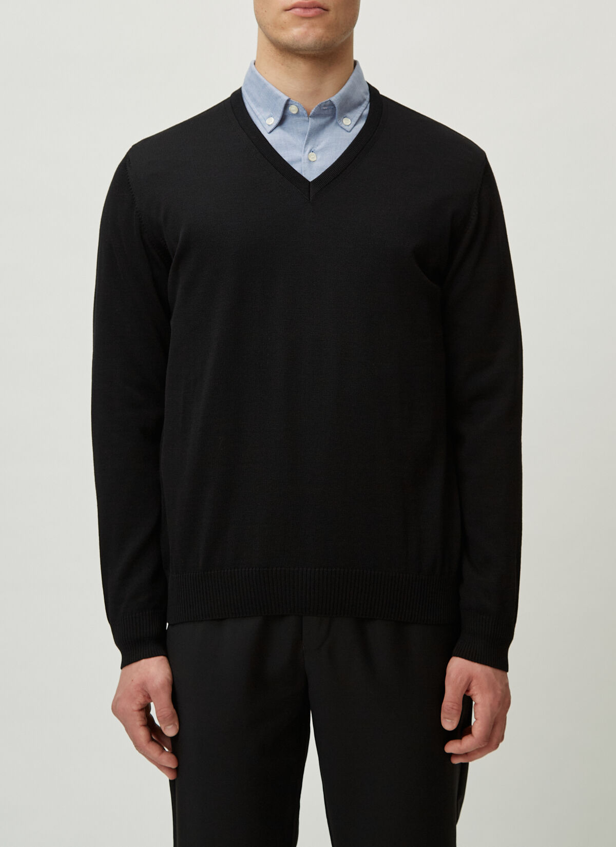 MAERZ Classic Fit heren trui met V-hals wol, zwart