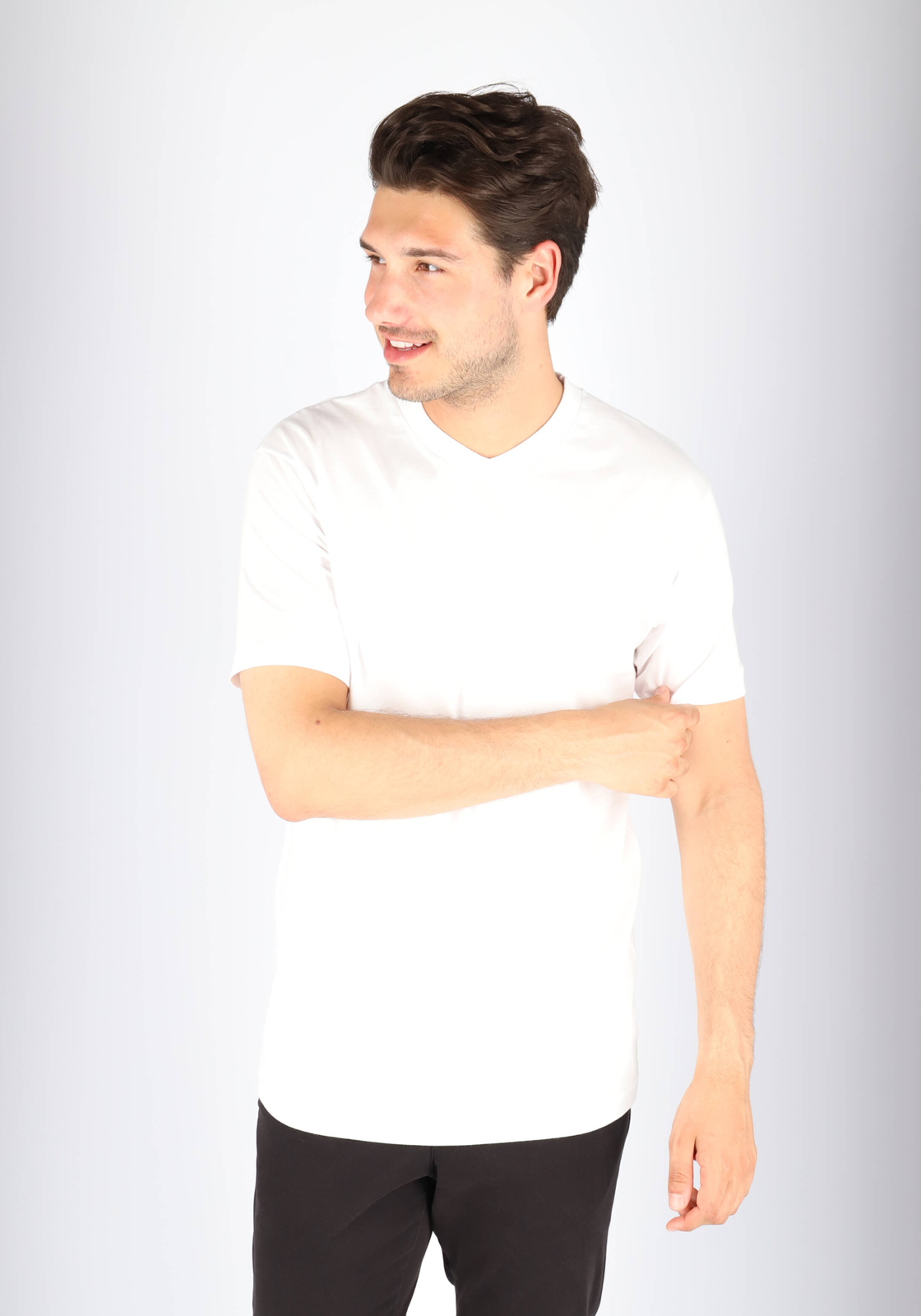 04-7141094842534-social-Shoot_Milan_893874_Vent-tm_juni_2028-basis-11-280-000_HR VENT wijd model T-shirt V-hals (2-pack), wit