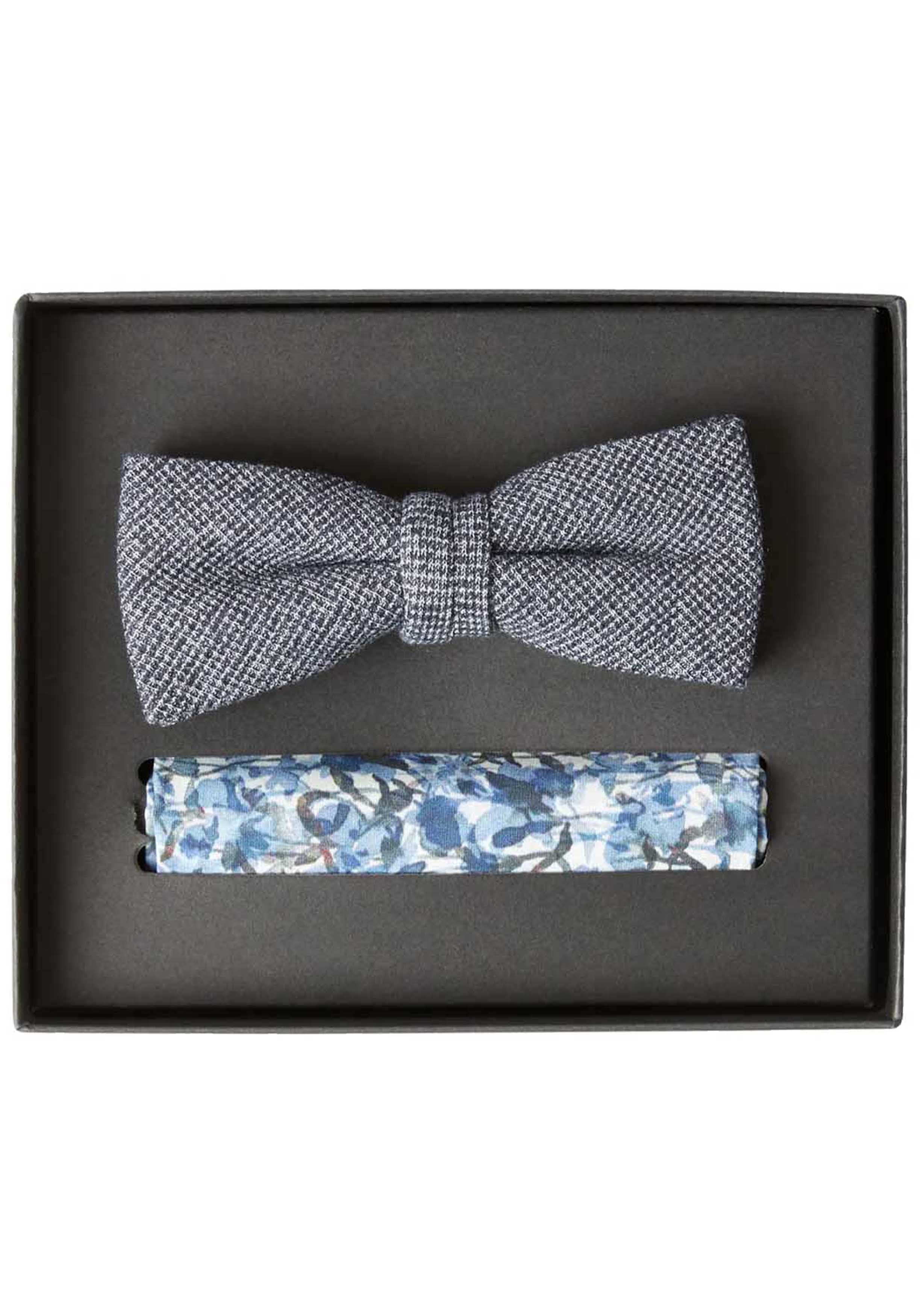 VENTI set met vlinderdas en pochet, blauw met wit dessin