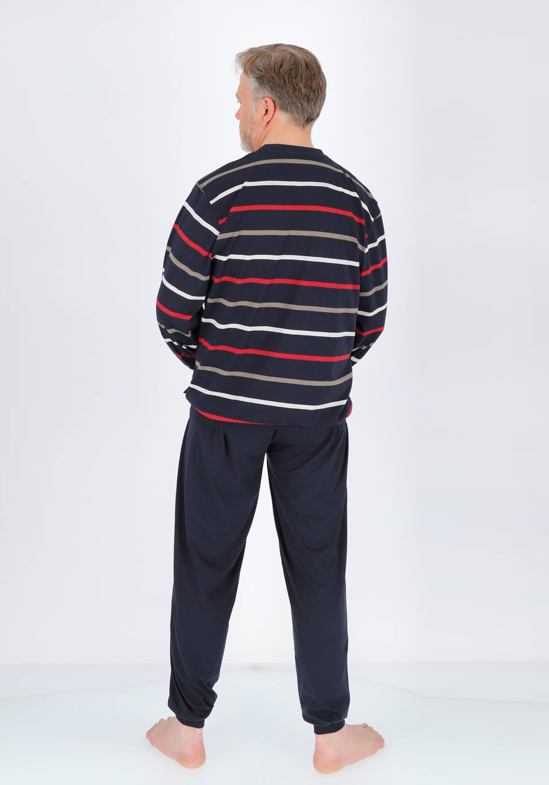 Gotzburg heren pyjama O-hals, donkerblauw gestreept Gotzburg heren pyjama O-hals, donkerblauw gestreept