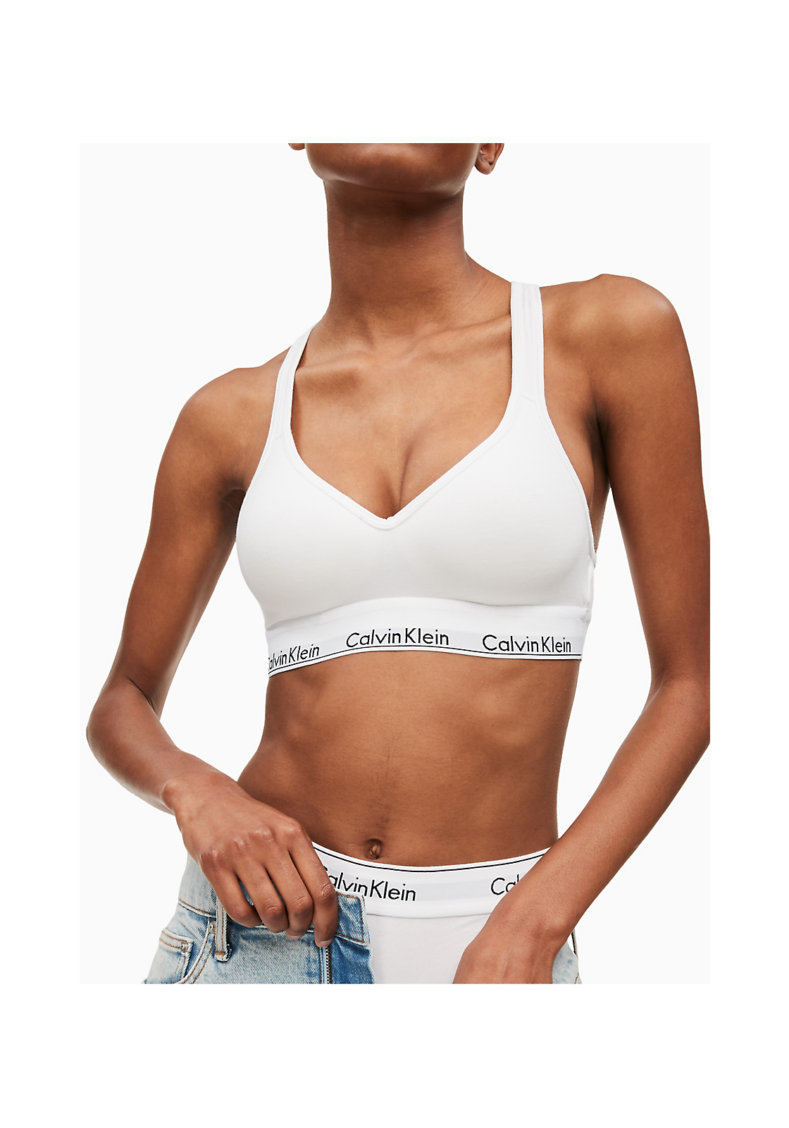 calvin-klein-bralette-wit-model-1 Calvin Klein dames Modern Cotton bralette top, met voorgevormde cups, wit