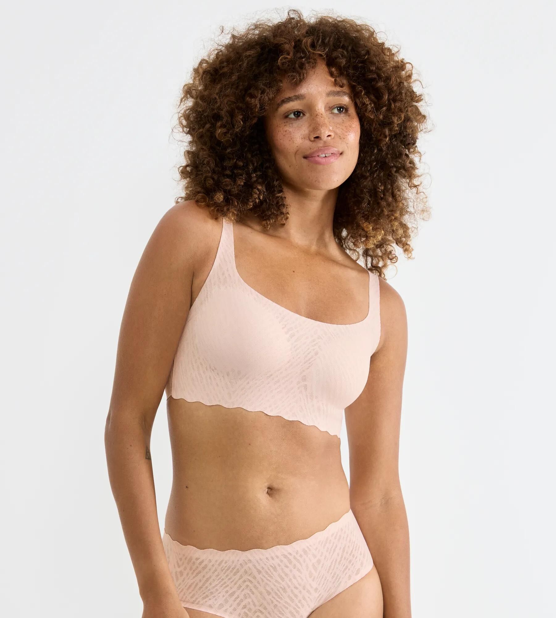 Sloggi Women ZERO Feel Bliss Top, bralette, heel lichtroze