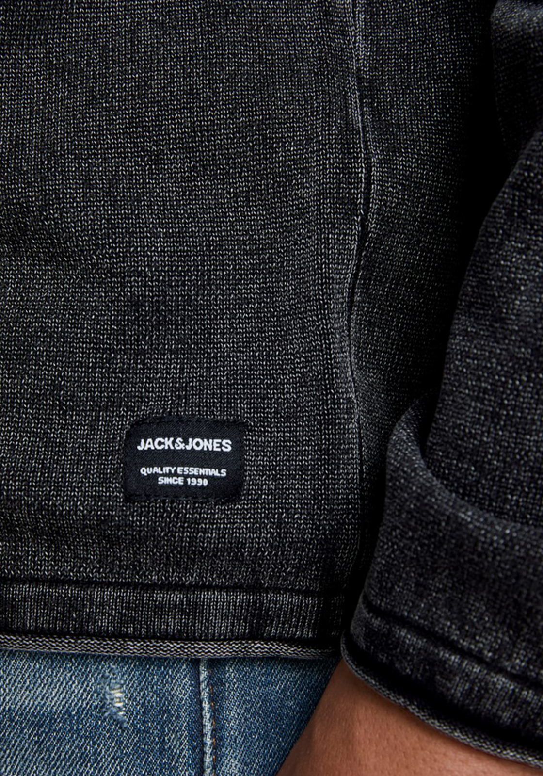 5-5714909533884-jackjones-trui_HR JACK & JONES slim fit trui katoen, O-hals, verwassen zwart