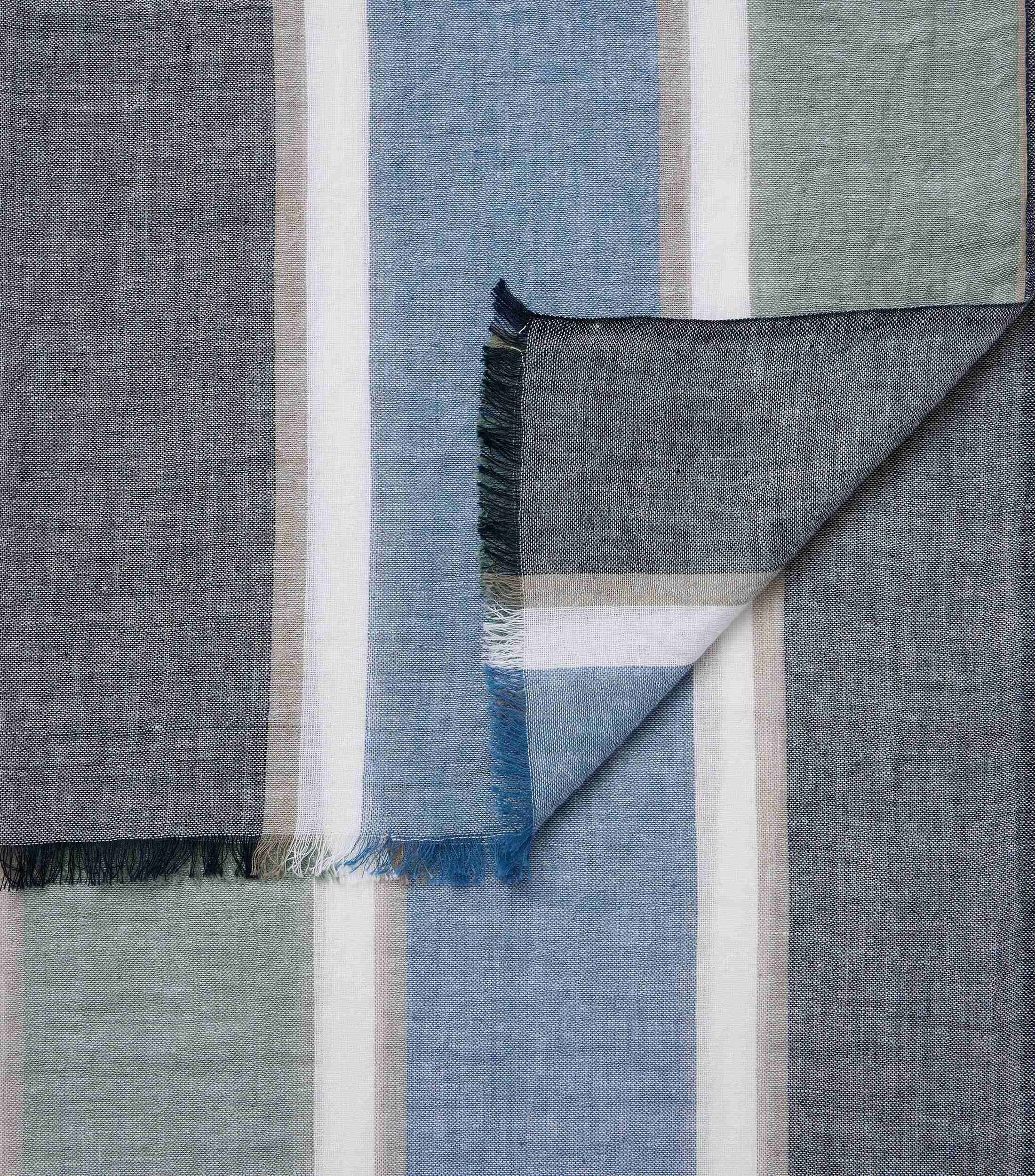 CASA MODA sjaal, groen met blauw en wit dessin