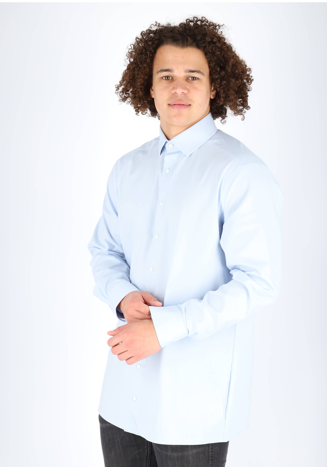 4-4066425088692-social-shoot_Noah_tot_en_met_febr_2028_861388_jersey_overhemd_1230-24-11_HR OLYMP Luxor modern fit overhemd 24/7, lichtblauw