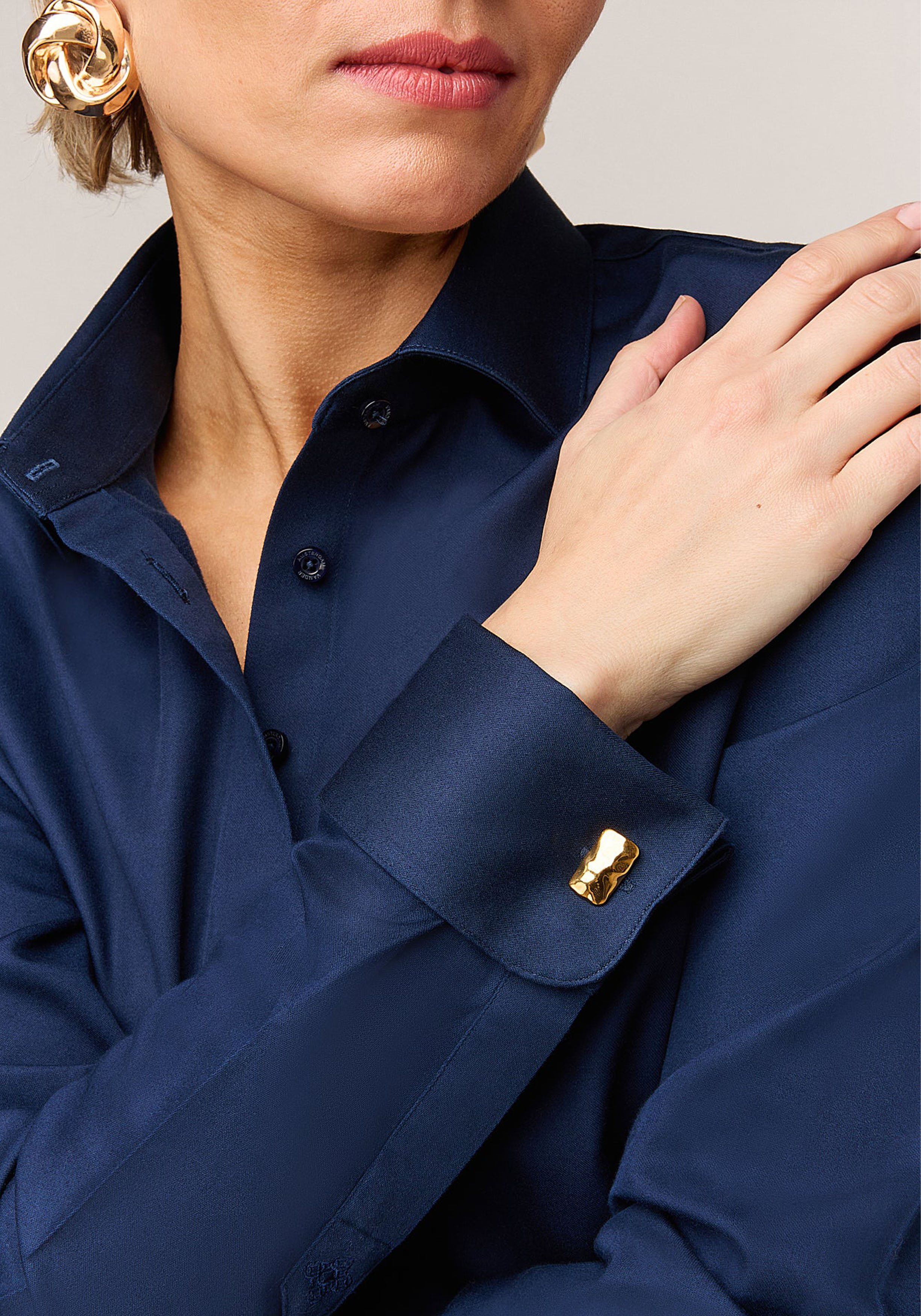 Vander Amsterdam damesblouse regular fit dubbele manchet, twill, navy