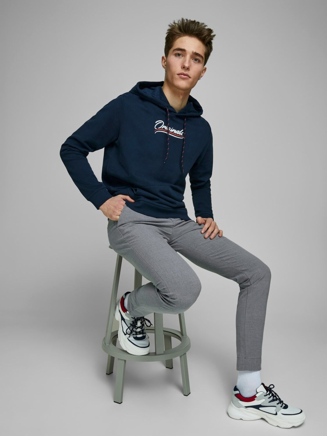JACK & JONES Marco Connor Grey Mel loose fit, heren chino, grijs melange