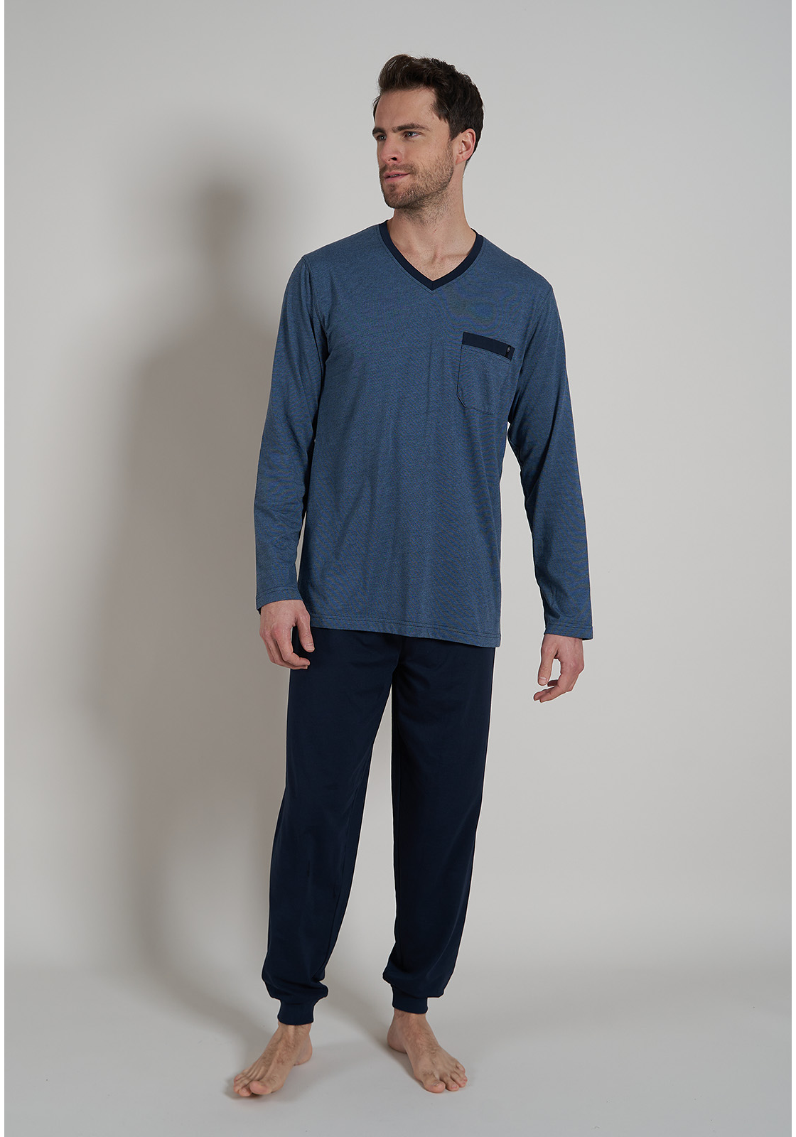 image_2_056095-4065-0632-01 BUGATTI heren pyjama V-hals, donkerblauw gestreept