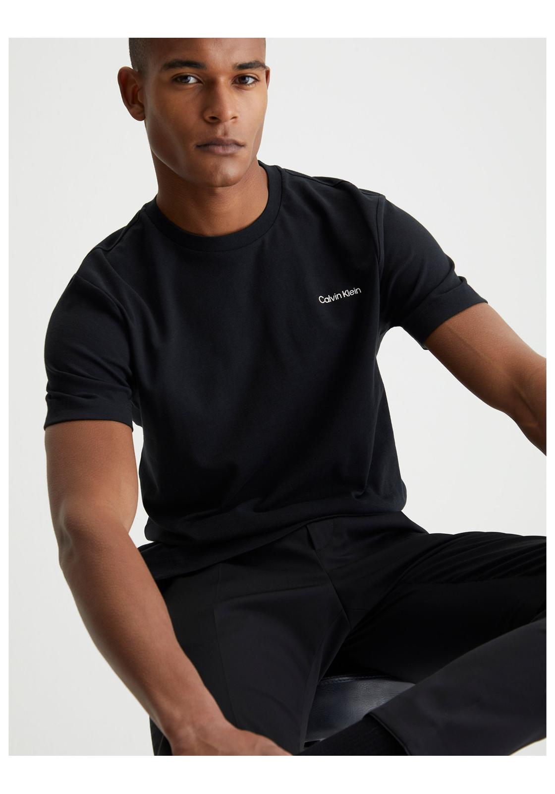 image_5_K10K109894BEH_I_C2261wid2000amphei2000ampop_usm1710 Calvin Klein Micro Logo Interlock T-shirt, heren T-shirt korte mouw O-hals, zwart