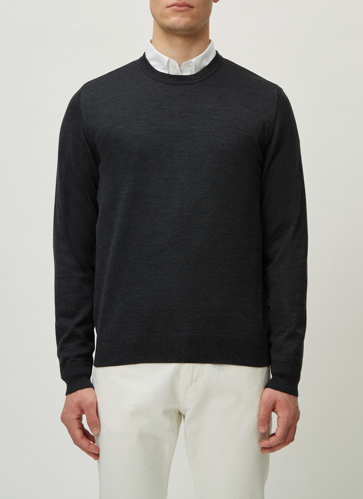 MAERZ Classic Fit heren trui met O-hals wol, antraciet grijs