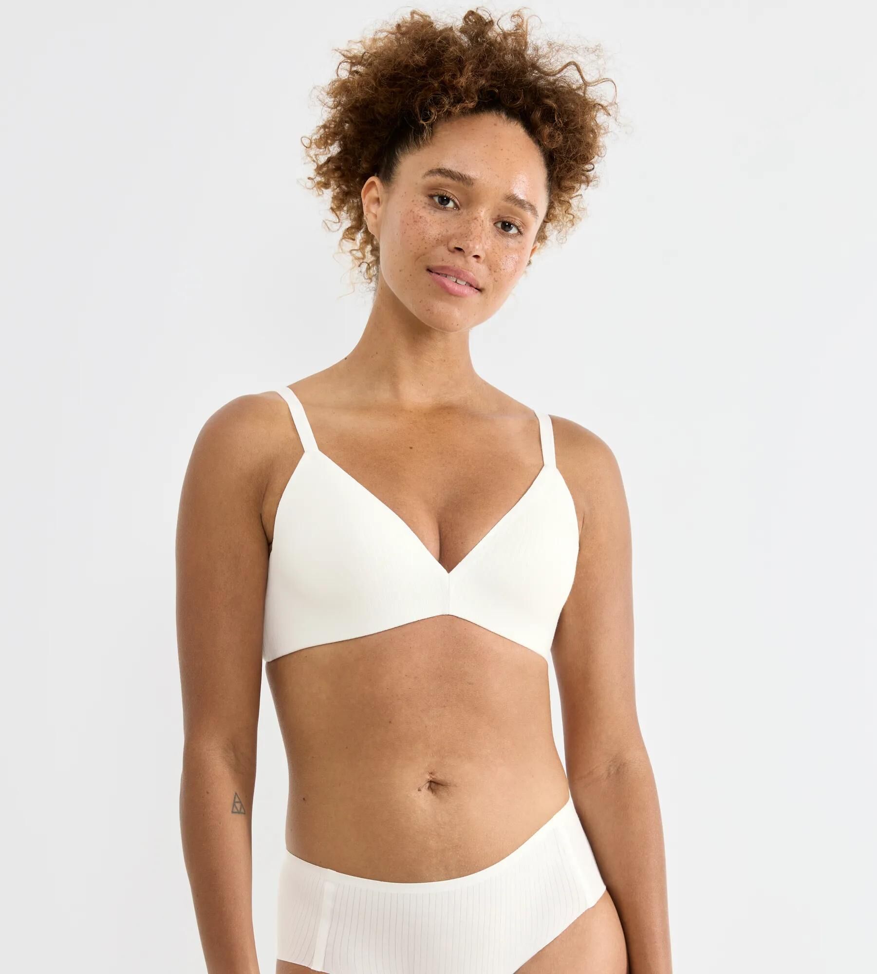 Sloggi Women ZERO Feel Pure THE UP Push Up, bralette, wit