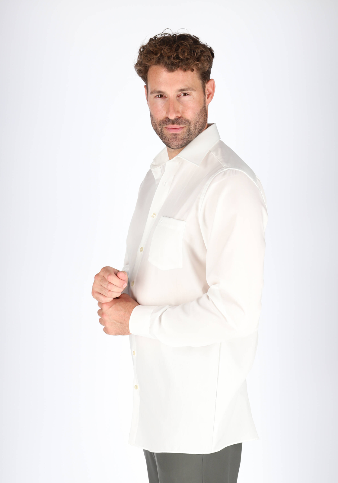 03-4046161115920-hemdvoorhem-Shoot_Auke_898076_Casa_Moda-tm_juni_2028-basis-006050-62_HR CASA MODA comfort fit overhemd, beige